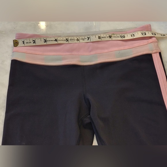 LULULEMON Up To Pace Pink Stripe Waistband Crop Leggings 4 - Picture 12 of 15